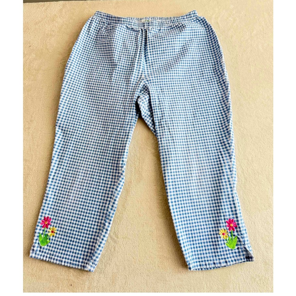 Quacker Factory Blue Gingham Floral Embroidered Capri Pants Plus 1X A0524